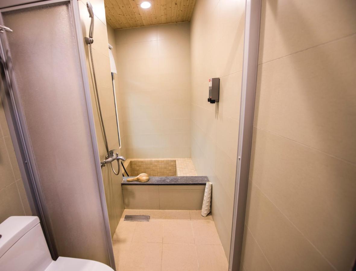 Ruo Shui Hotspring Hotel Jiaoxi Eksteriør billede